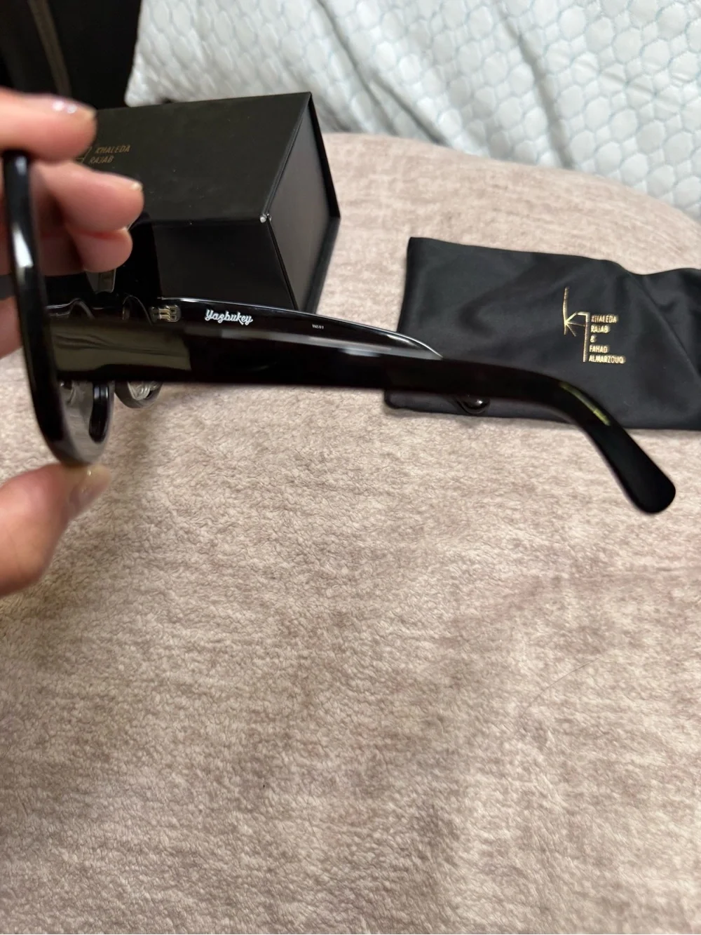 Yazbukey Black Cat Eyes Plastic Sunglasses